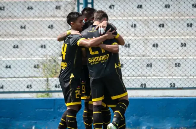 Guillermo Oliva, del equipo Cantolao, pone fin al invicto de San Martín en la Liga 2.