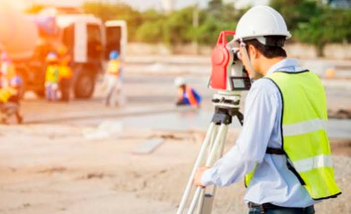 Carrera de construcción civil en Perú: sueldo, duración y campo laboral
